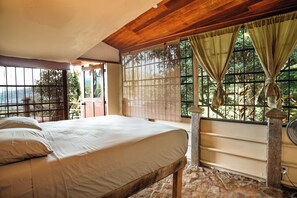 8 Schlafzimmer, Internetzugang, Bettwäsche