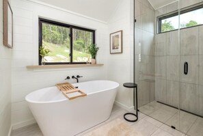 奢华小屋, 花园景观 | 深泡浴缸
