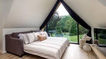 Luxury Cabin, Garden View | Extra beds