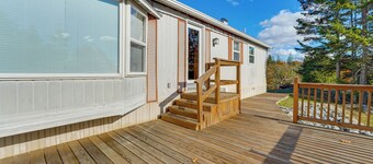 Penobscot Bay Hideaway! 'Cora's Cove' Cabin