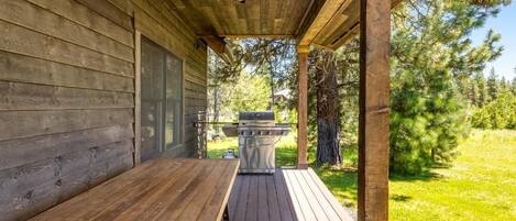 屋外ダイニングエリア