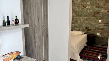 Room, 4 Bedrooms, Terrace, Garden View | 4 bedrooms