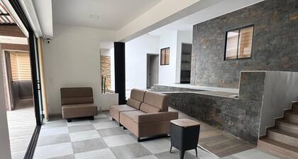 Room-charming Colombian Getaway Rooms H