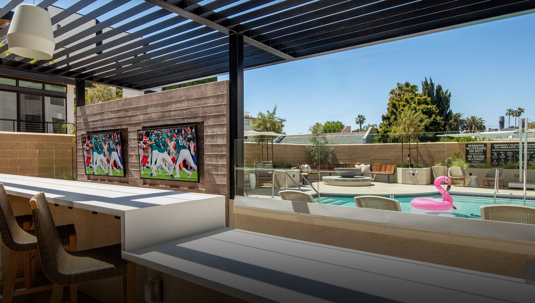 屋 外プール、温水プール