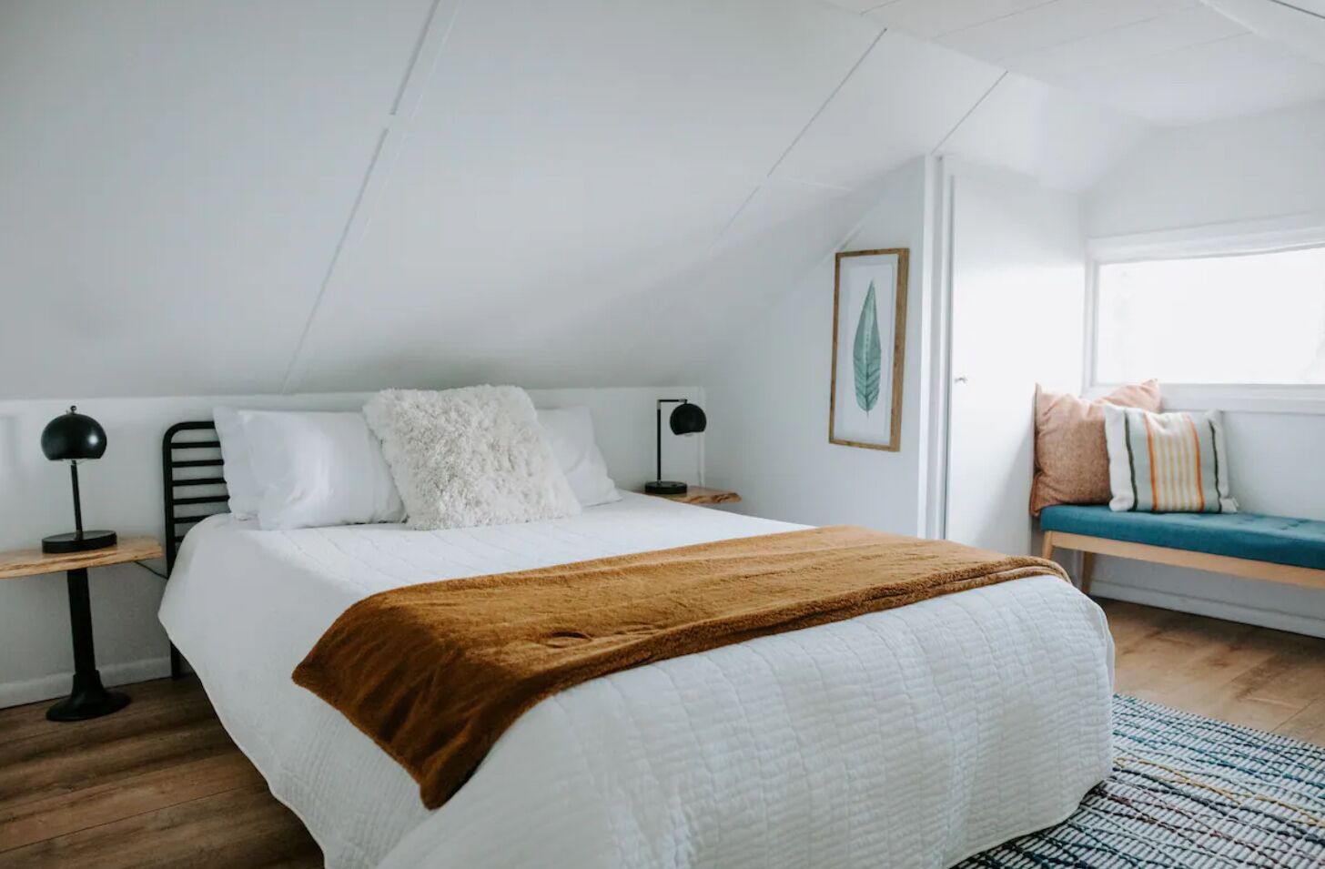 3 habitaciones, escritorio, wifi gratis y ropa de cama 