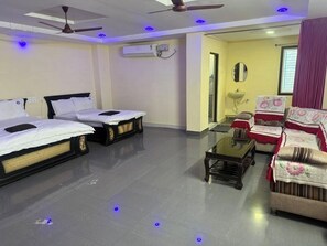 Coffres-forts dans les chambres, bureau, Wi-Fi gratuit