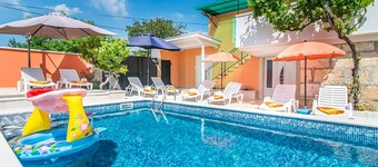 Beautiful home in Tinjan
