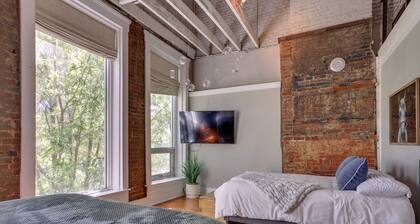 Downtown Louisville Loft | Walk to Whiskey Row