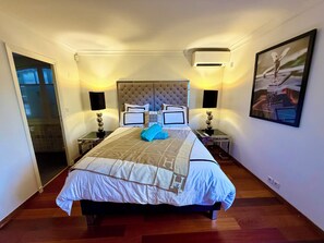 6 bedrooms, iron/ironing board, WiFi, bed sheets