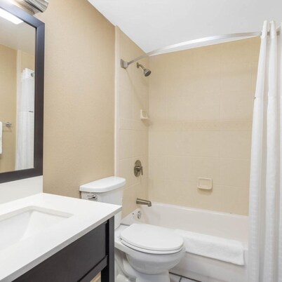 Super 8 by Wyndham Nyack NY