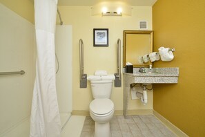 Bathroom - Holiday Inn Express and Suites Greenwood Village DTC by IHG (Greenwood Village)