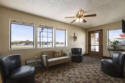 Super 8 Blackwell Ok