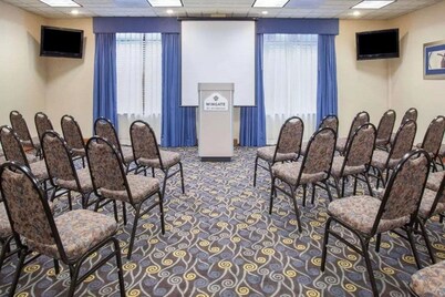 Fairfield by Marriott Inn & Suites Rome NY