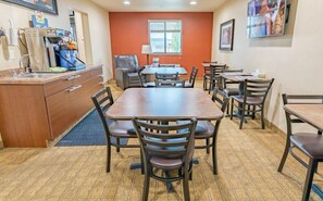 Dining - Mainstay Suites Spokane Valley, WA (Spokane Valley)