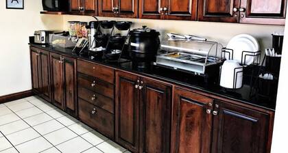 Shular Inn Moss Point