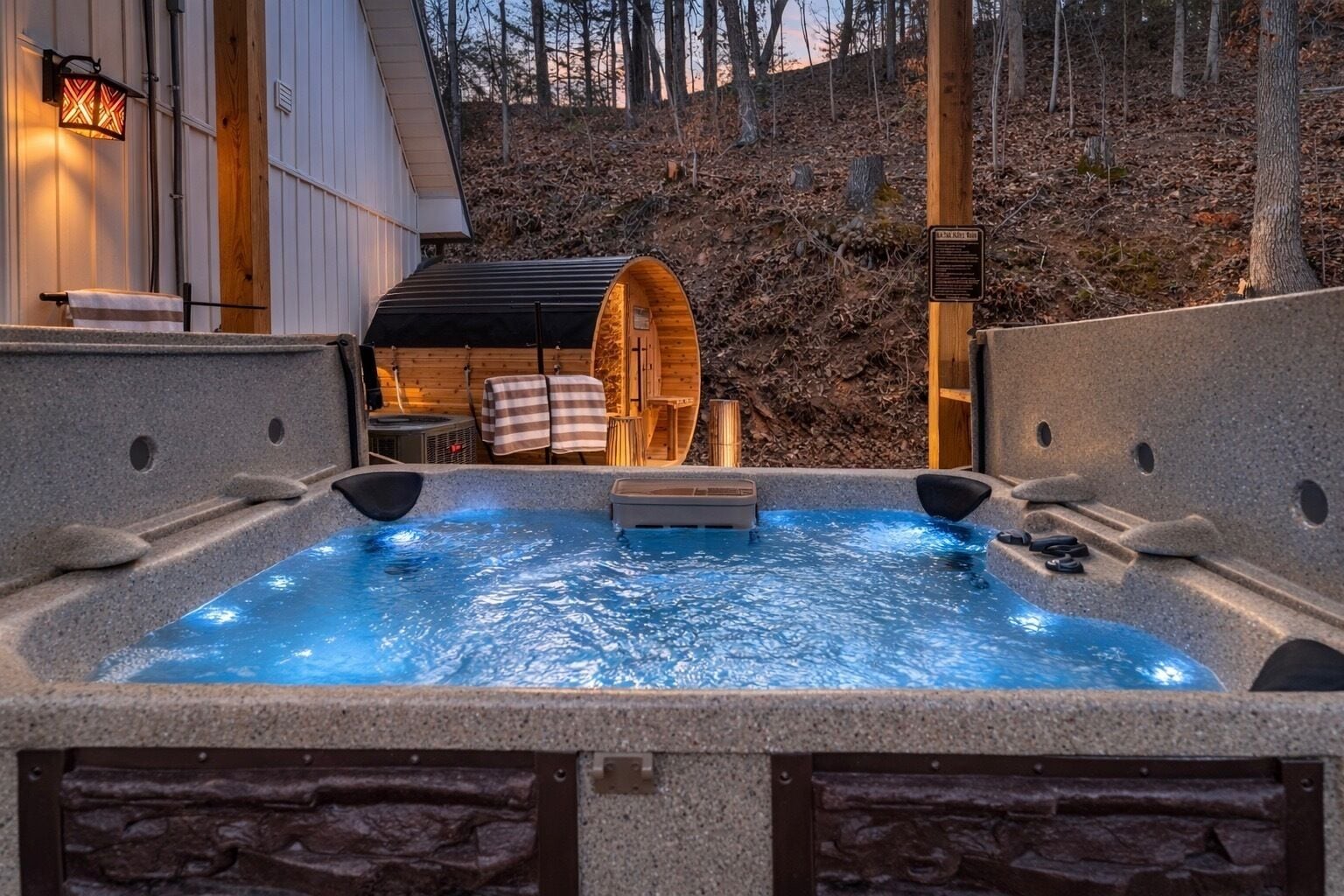 Bain à remous extérieur