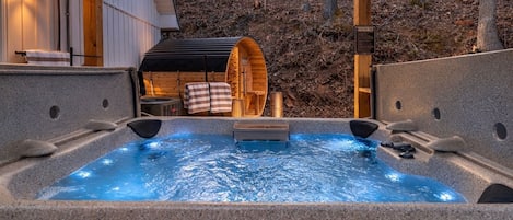 Bain à remous extérieur