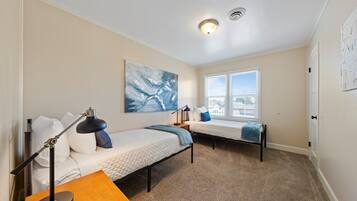 3 chambres, fer et planche Ă repasser, Wi-Fi gratuit, draps fournis