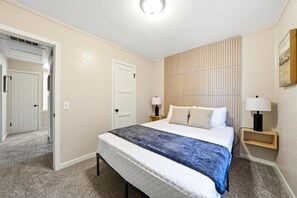 3 bedrooms, iron/ironing board, free WiFi, bed sheets