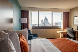 Room - Radisson Hotel St. Paul Downtown (St. Paul)