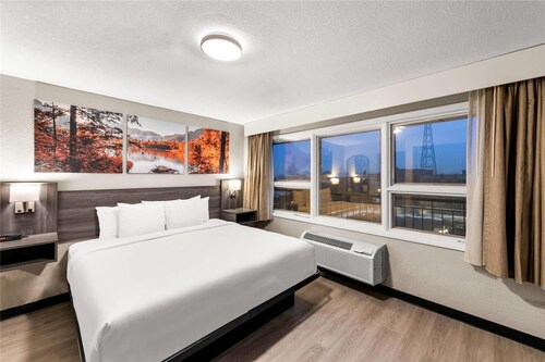 Days Inn and Suites by Wyndham Rhinelander