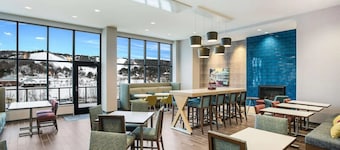 Magnuson Hotel Franklin Square