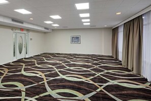 Interior - Ramada by Wyndham Cocoa (Cocoa)