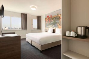 Room - Rotterdam Teleport Hotel (Rotterdam)