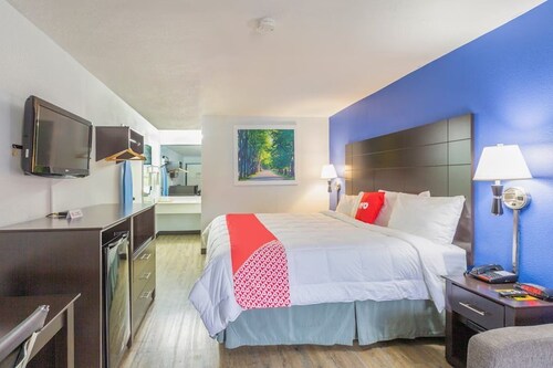 OYO Hotel Baton Rouge Mid City