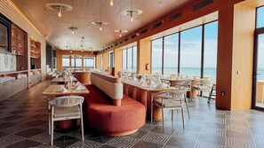 Dining - Mantahost Hotel (Manta)
