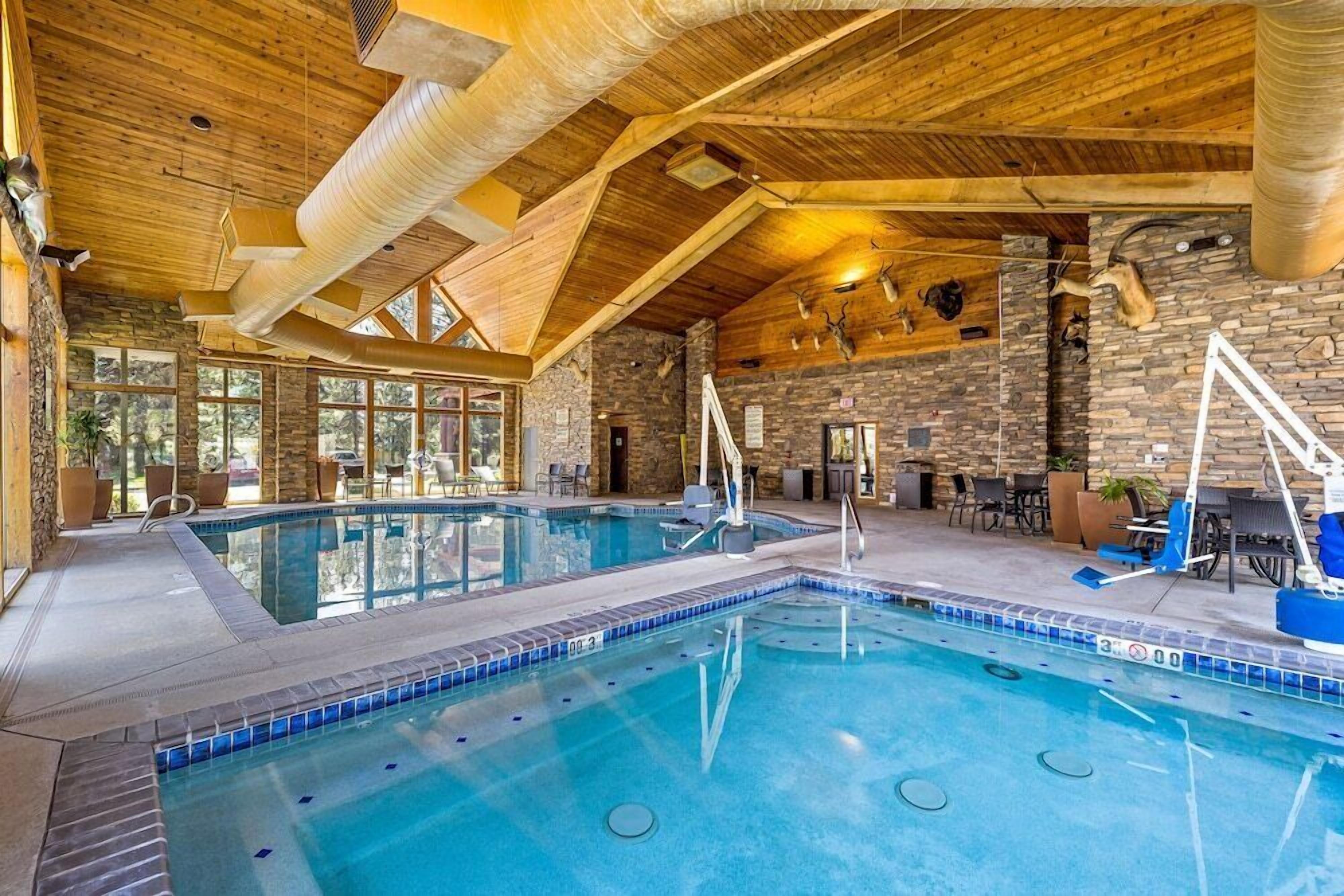 Indoor pool, outdoor pool