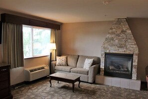 Living area - Medallion Inn and Suites (Arlington)