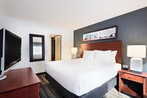 Room - CLT Sky Suites (Charlotte)