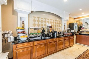 Dining - Quality Inn & Suites Evansville North (Evansville)