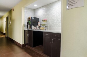 المنشأة من الداخل