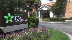 Exterior - Candlewood Suites Jacksonville Southpoint by IHG (Jacksonville)