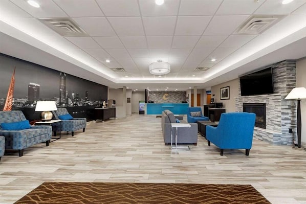 Lobby - Garner Hotel Oklahoma City Quail Springs by IHG (Oklahoma City)
