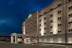 Exterior - Courtyard by Marriott Seattle Seatac Airport (SeaTac)