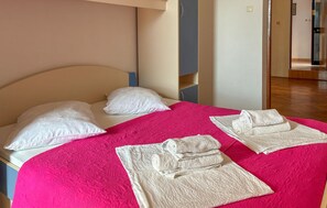2 bedrooms, free WiFi - Cozy apartment in Lopar with WiFi (Lopar)