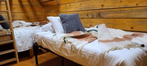 2 bedrooms, bed sheets