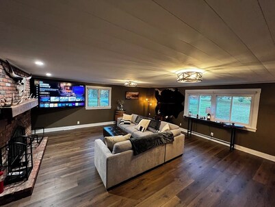 Freshly remodeled 3,100 sq ft home big enough for two families. Pet Friendly!