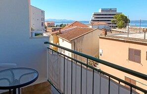 Property grounds - Gorgeous apartment in Podgora with WiFi (Podgora)
