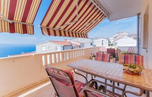 Outdoor dining - Gorgeous apartment in Omis with WiFi (Omis)