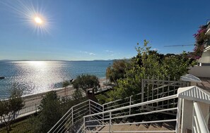 Property grounds - Gorgeous apartment in Podstrana with WiFi (Podstrana)