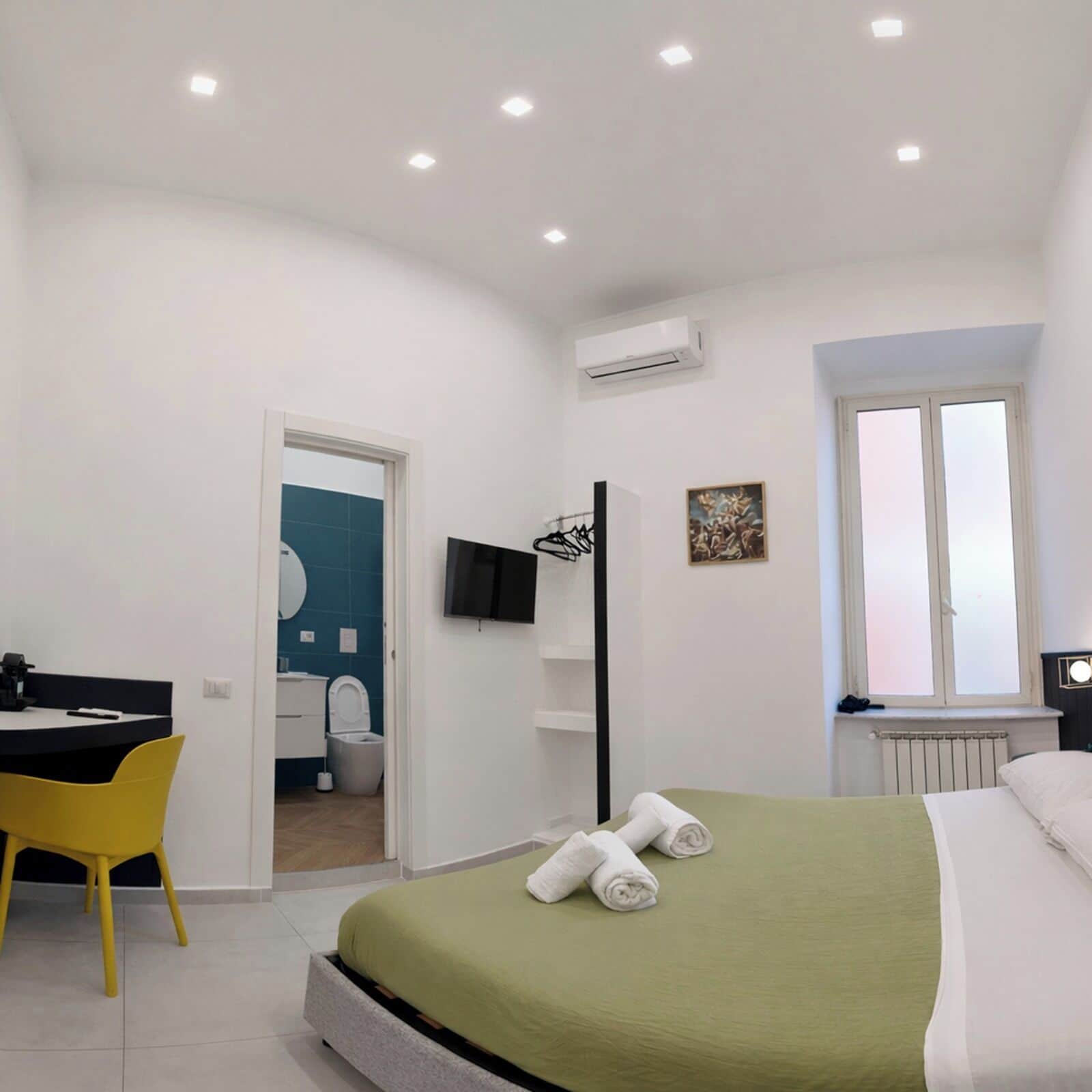 Classic Double Room, City View