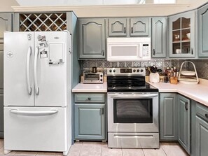 Casa, várias camas (Sugar Hollow) | Cozinha privada