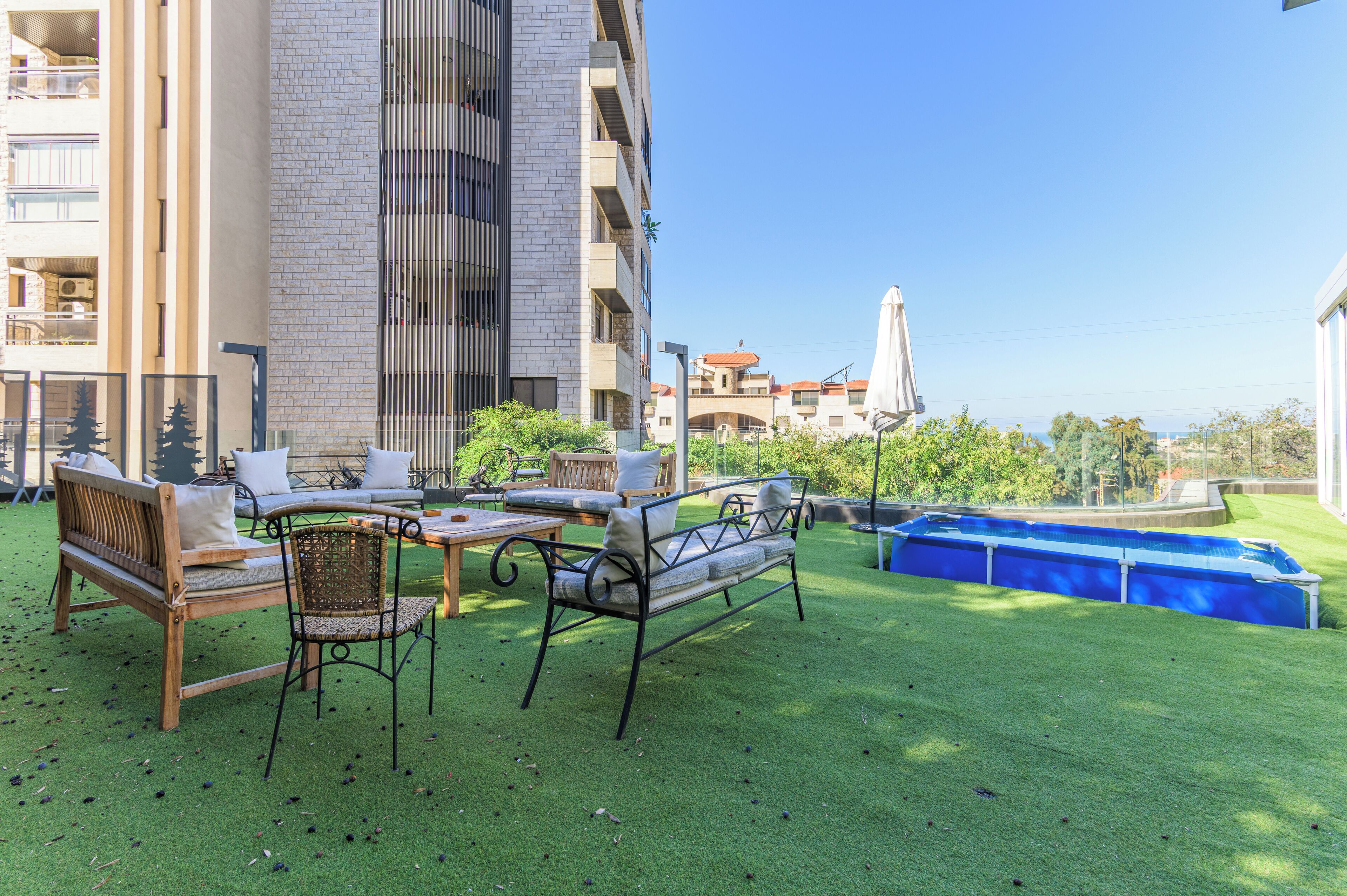 Apartment, 2 Bedrooms, Kitchenette, City View | Terrace/patio