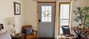 Peaceful 1BR Cabin Retreat - Forest Views - Peace Valley