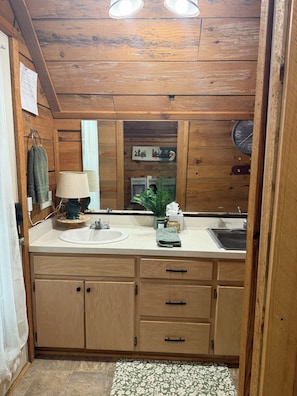 Shower, hair dryer, towels, toilet paper