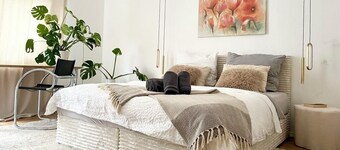 Wonderful, large apartment perfectly connected in Hochheim